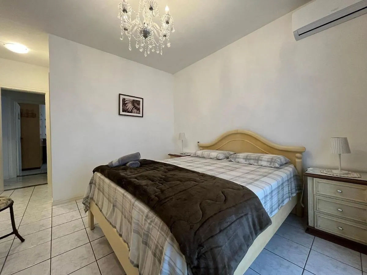Vb01- 2 Quartos| Churrasqueira| Garagem| Tv A Cabo Balneario Camboriu 0*,